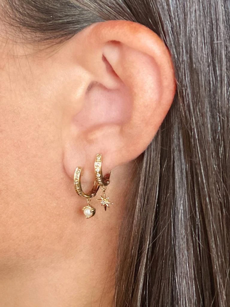 商品Elliot Young|Women's 14K Pave Huggies Earring In Gold/diamond,价格¥5695,第2张图片详细描述