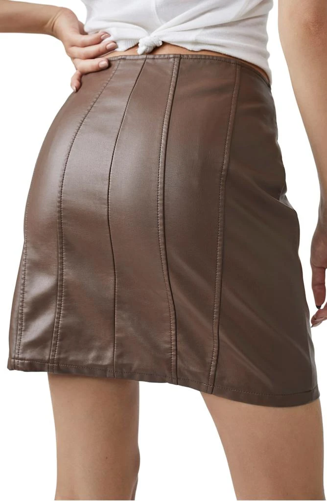 商品Free People|Layla Faux Leather Miniskirt,价格¥152,第2张图片详细描述