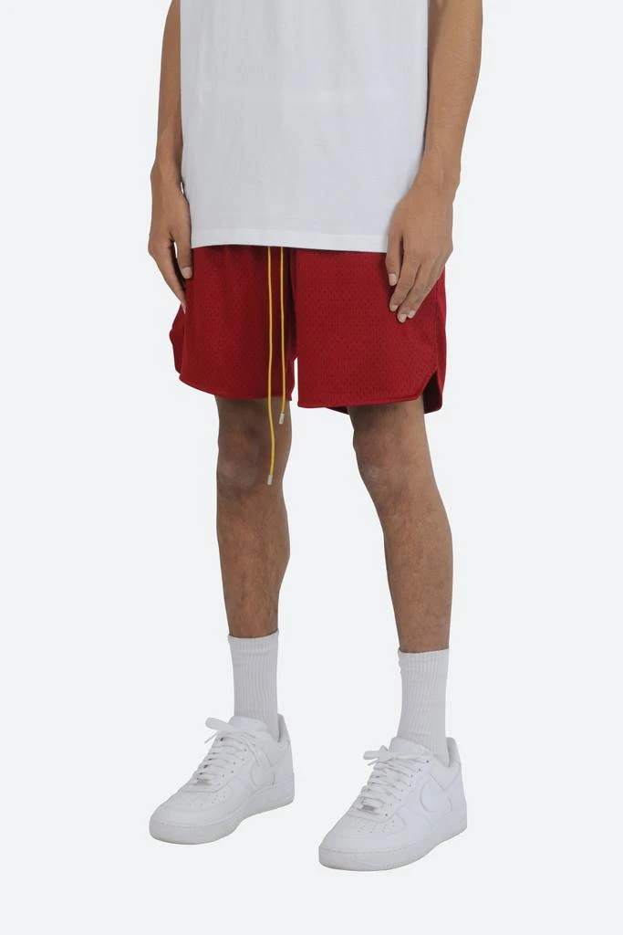 商品MNML|Basic Mesh Shorts - Red,价格¥121,第3张图片详细描述