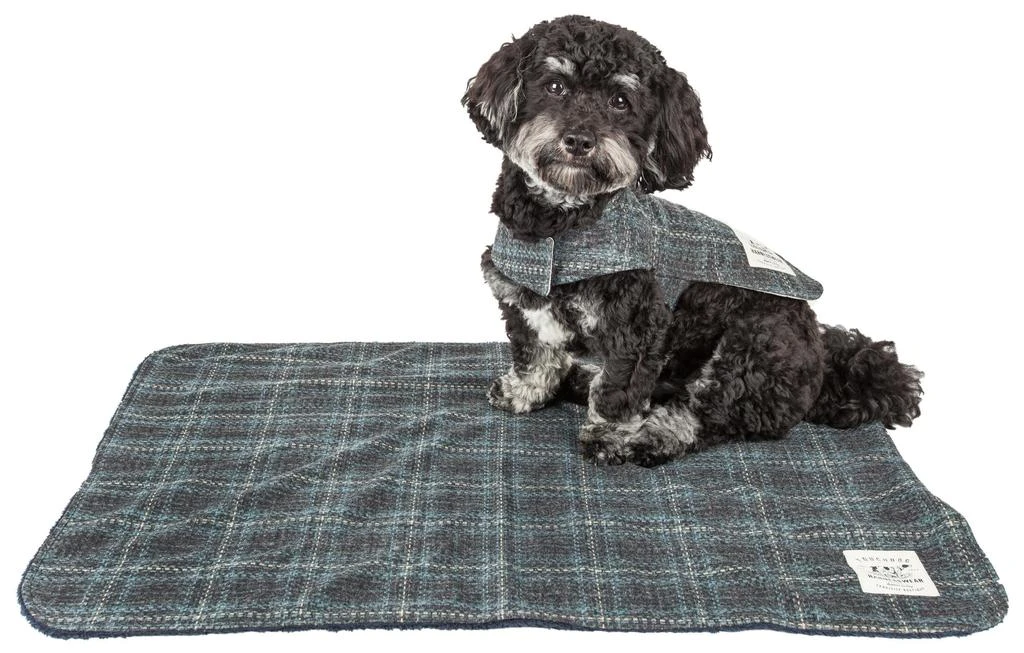 商品Touchdog|2-In-1 Windowpane Plaid Matching Dog Jacket and Reversible Dog Mat,价格¥483,第2张图片详细描述