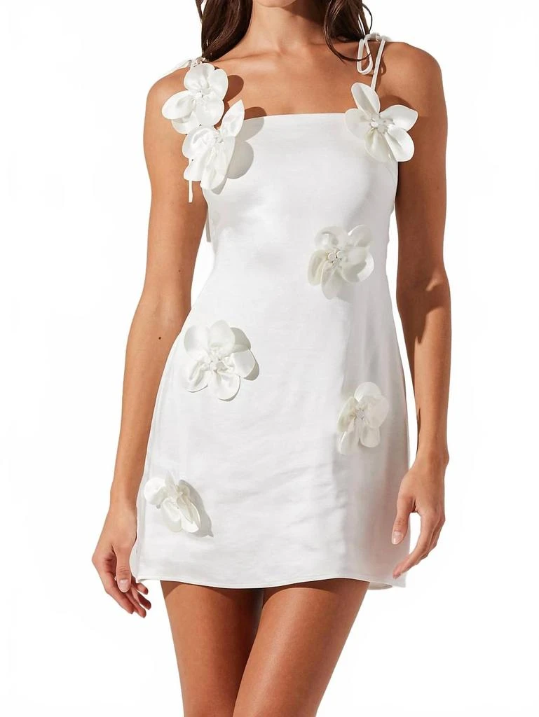 商品ASTR|Cerelia Dress In White,价格¥827,第1张图片