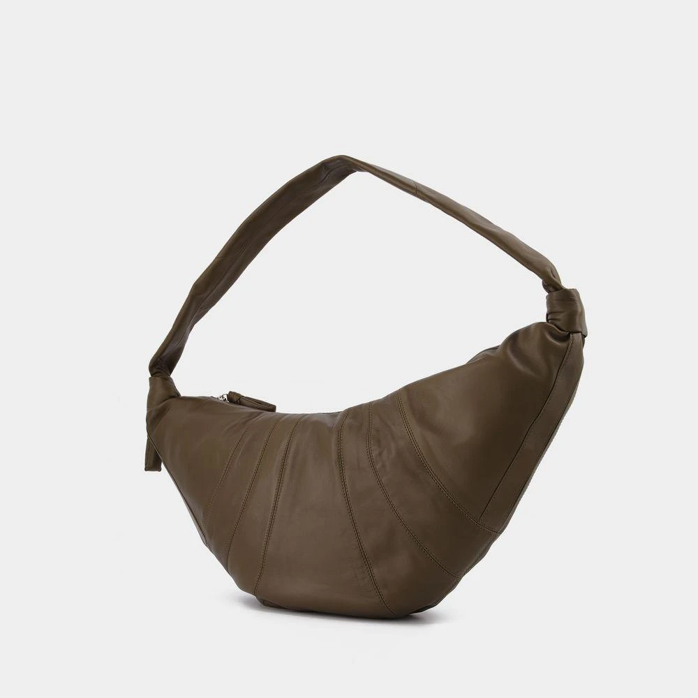 商品Lemaire|Large Croissant Bag in Green Leather,价格¥11713,第2张图片详细描述