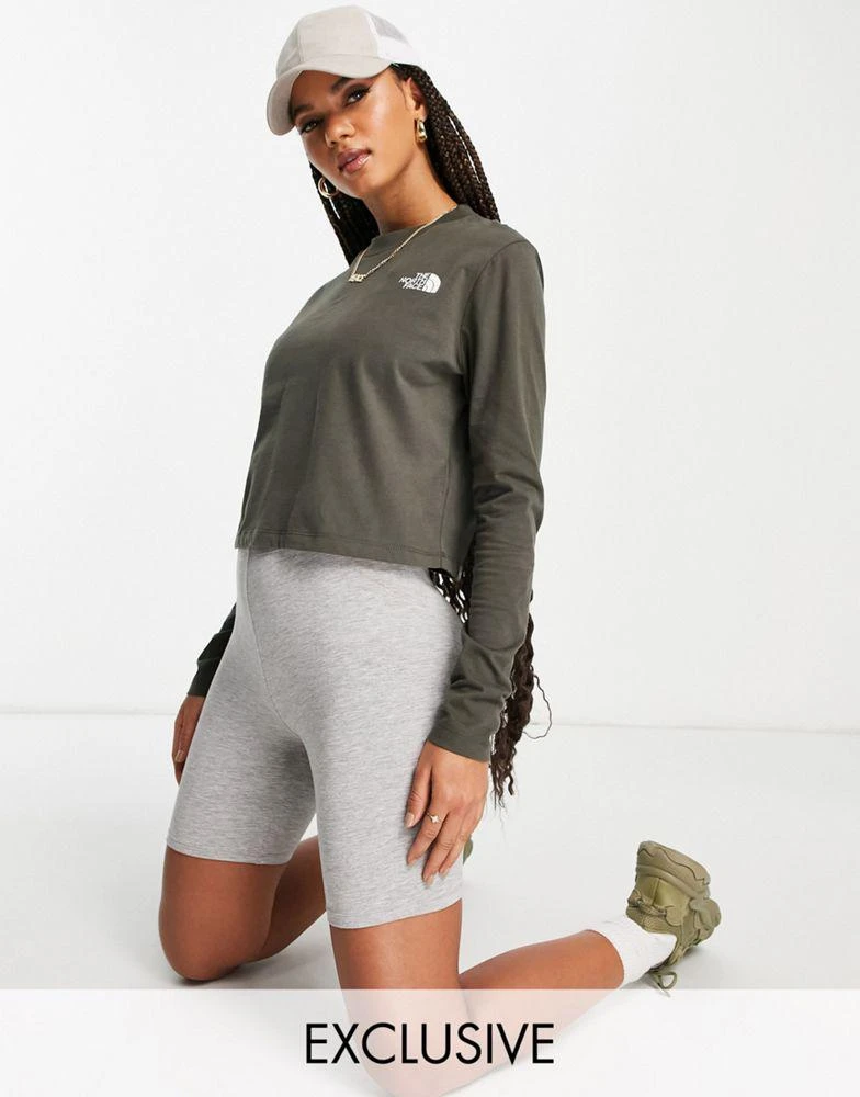 商品The North Face|The North Face Cropped long sleeve t-shirt in khaki Exclusive at ASOS,价格¥181,第1张图片