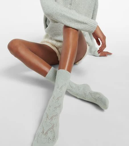 商品Loro Piana|Bobby cashmere and silk socks,价格¥1235,第2张图片详细描述