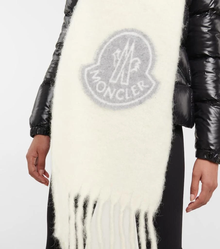 商品Moncler|Logo wool-blend scarf,价格¥4120,第3张图片详细描述