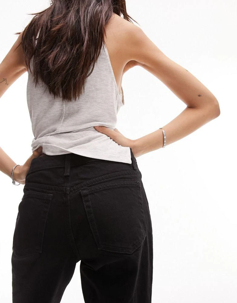 商品Topshop|Topshop mid rise straight jeans with raw hem in black,价格¥264,第4张图片详细描述