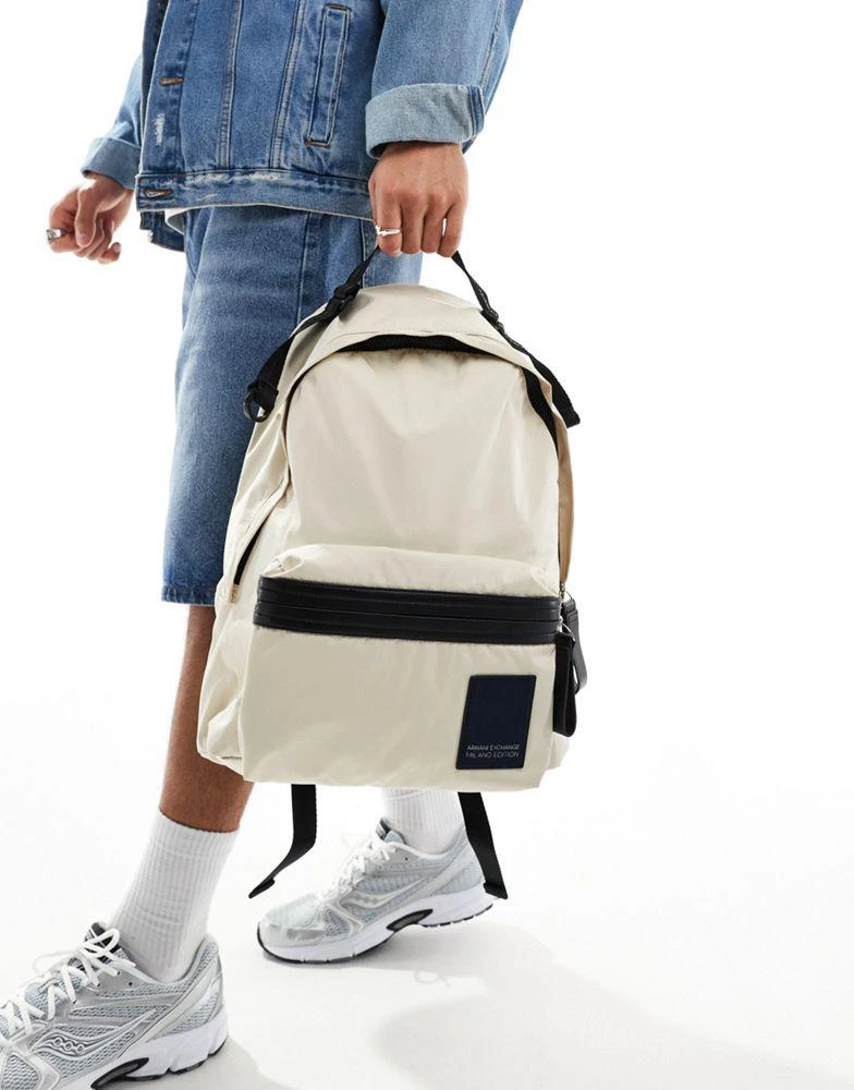 商品Armani Exchange|Armani Exchange linear label logo backpack in beige,价格¥668,第3张图片详细描述