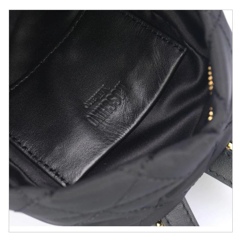商品Moschino|香港直邮Moschino莫斯奇诺女士双肩包黑色背包2B760982012555,价格¥5116,第12张图片详细描述