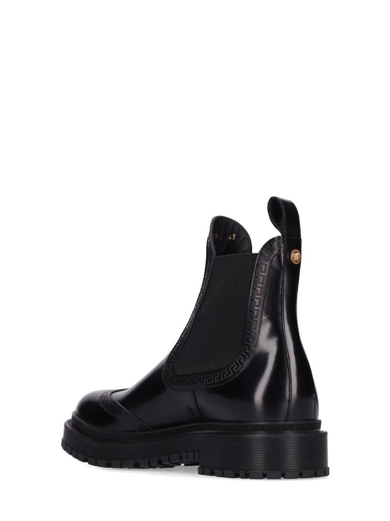 商品Versace|Greca Leather Chelsea Boots,价格¥8626,第5张图片详细描述