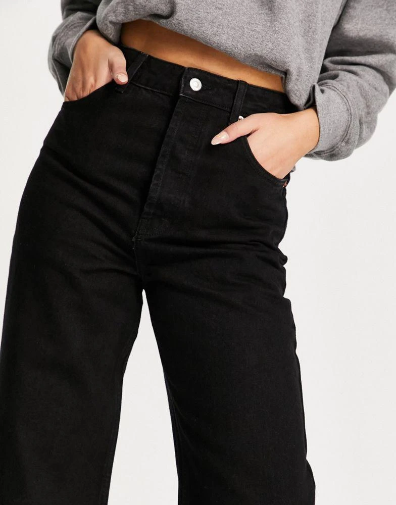 商品Topshop|Topshop One oversized Mom jean in washed black,价格¥228,第2张图片详细描述