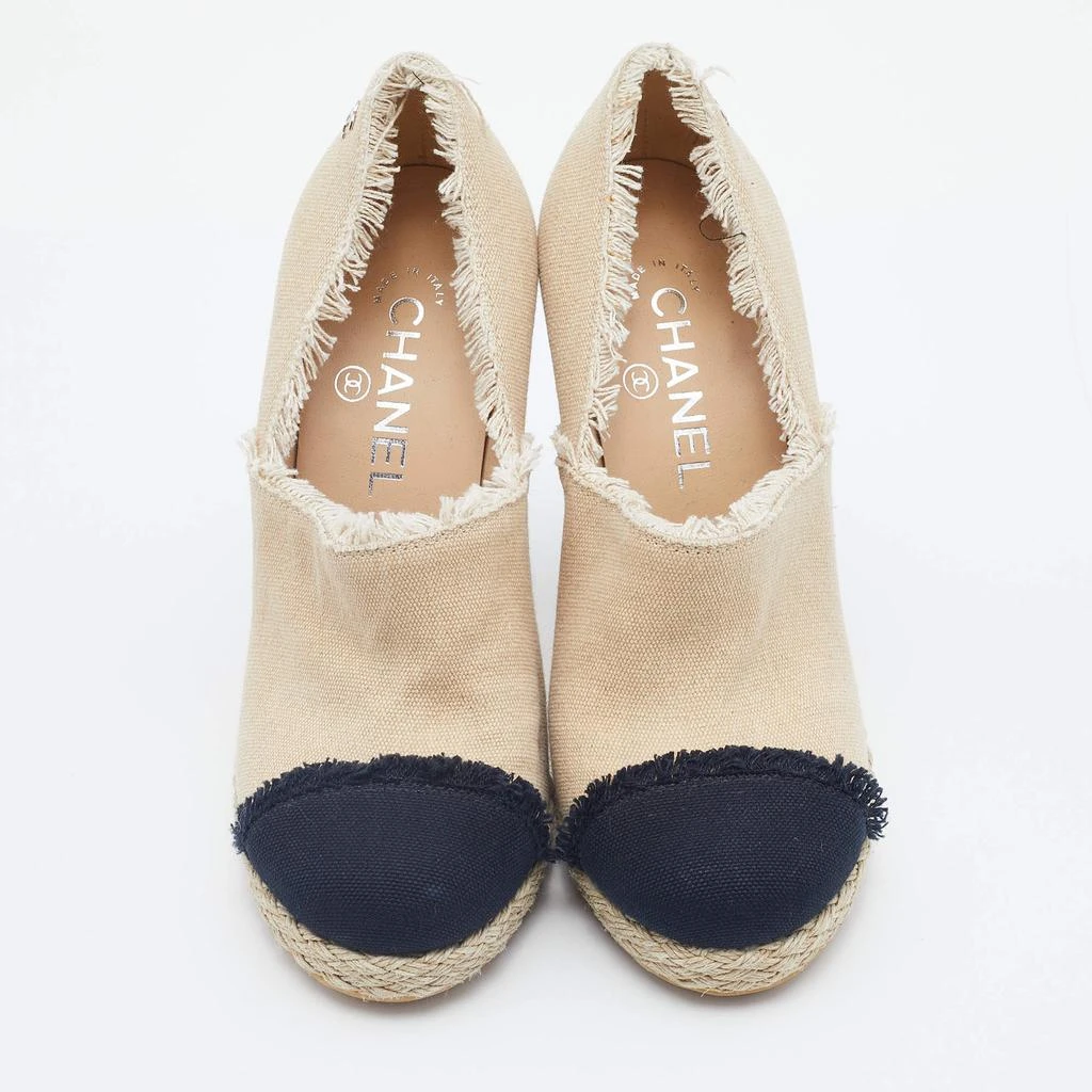 商品[二手商品] Chanel|Chanel Beige/Black Canvas CC Cap Toe Espadrille Booties Size 38,价格¥2738,第3张图片详细描述