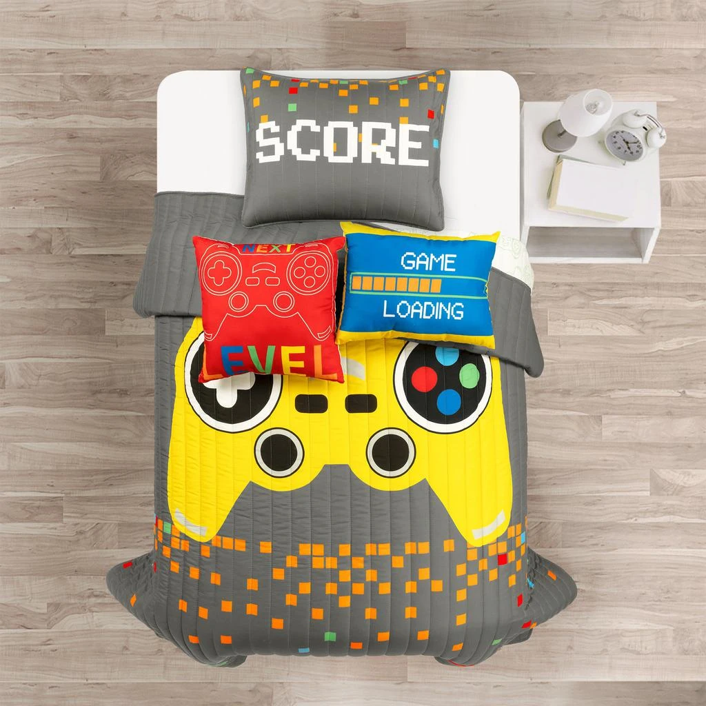 商品Lush Decor|Video Games Reversible Oversized Quilt Gray/Yellow 4Pc Set Twin,价格¥1223,第2张图片详细描述