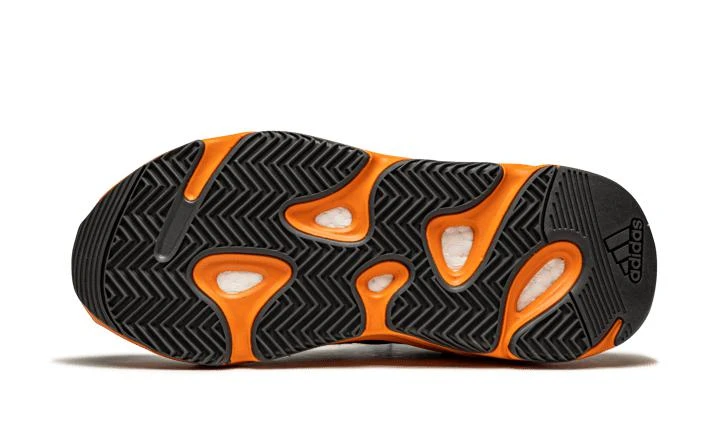 Adidas Yeezy Boost 700 商品