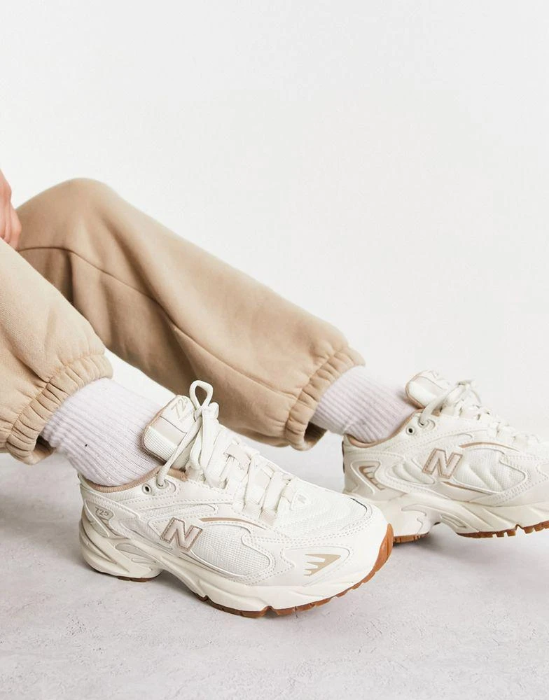 商品New Balance|New Balance 725 trainers in oatmeal - exclusive to ASOS,价格¥1049,第3张图片详细描述