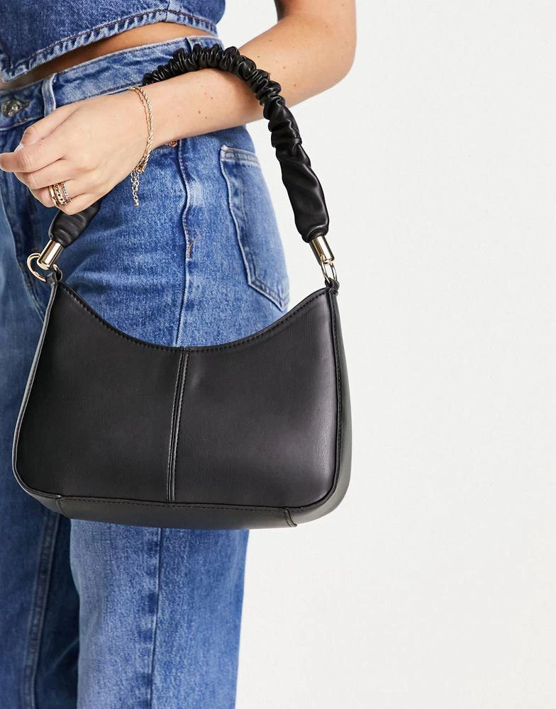 商品Topshop|Topshop Cara Scrunchie Crossbody,价格¥291,第4张图片详细描述