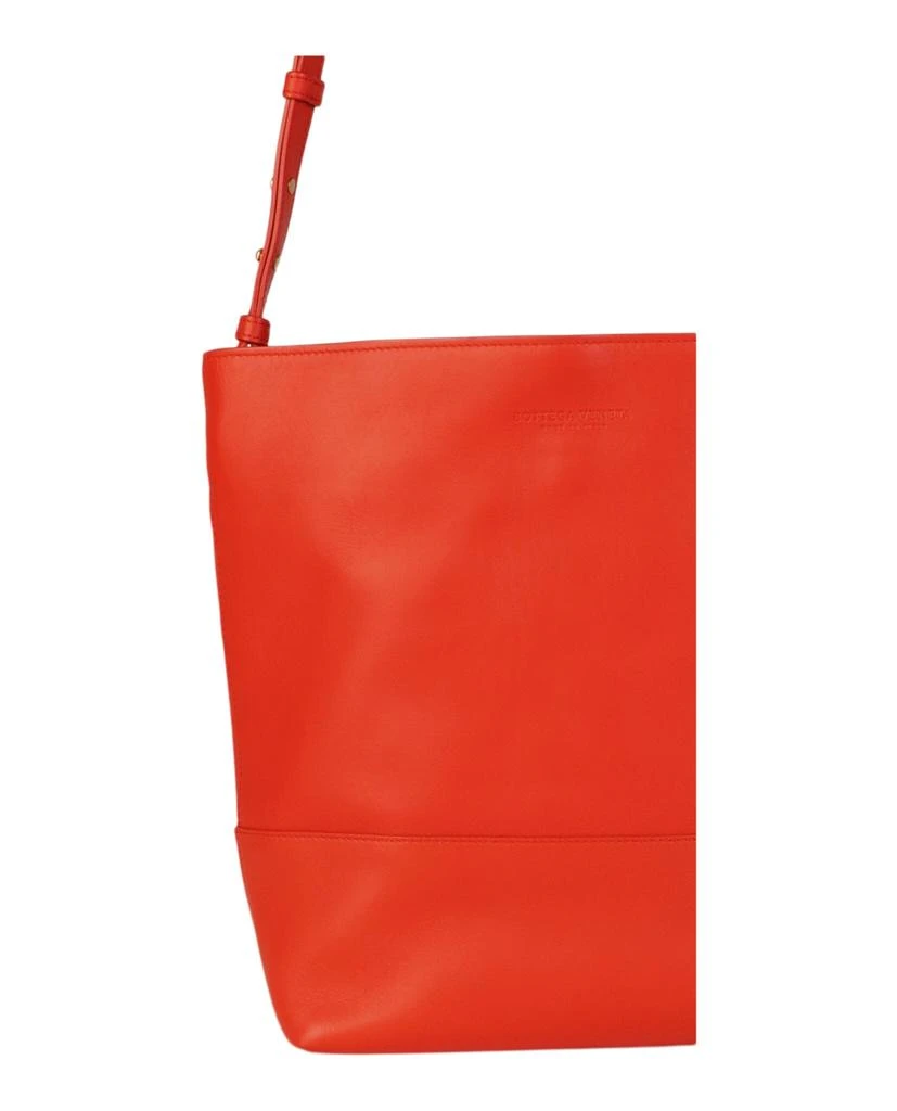 商品Bottega Veneta|Leather Bucket Bag,价格¥3918,第3张图片详细描述