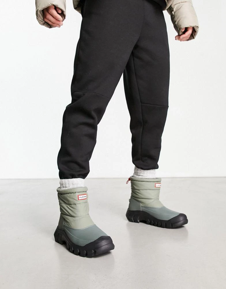 商品Hunter|Hunter Intrepid short snow boots in quilted grey,价格¥752,第1张图片