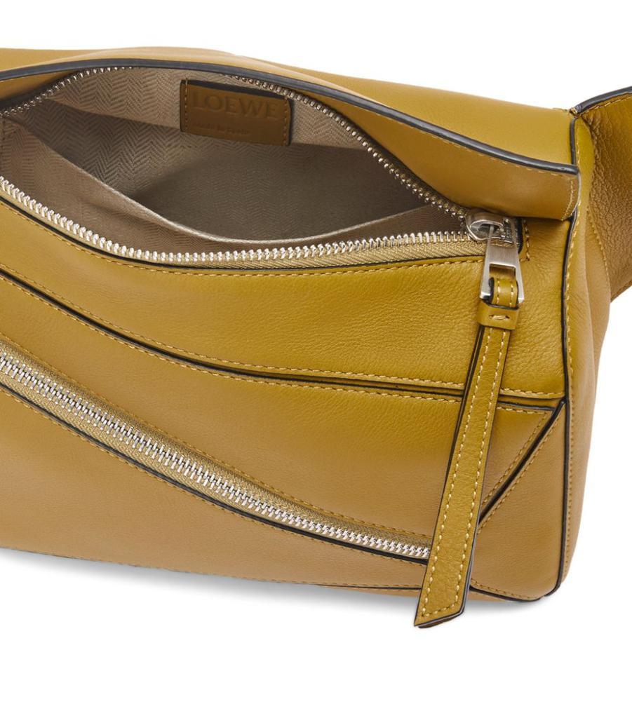 商品Loewe|Small Leather Puzzle Belt Bag,价格¥12089,第5张图片详细描述
