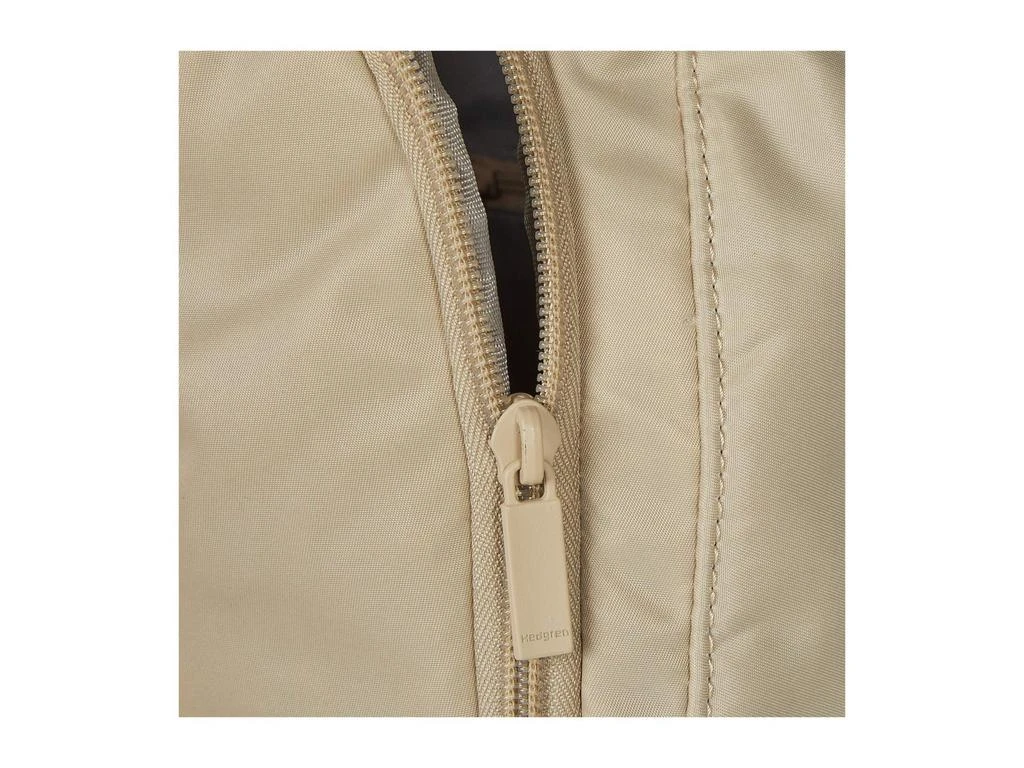商品Hedgren|海格林 女款休闲小巧迷你双肩包,价格¥804,第3张图片详细描述
