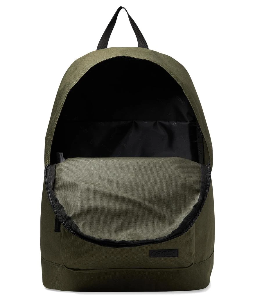 商品Oakley|Transit Backpack,价格¥372,第3张图片详细描述