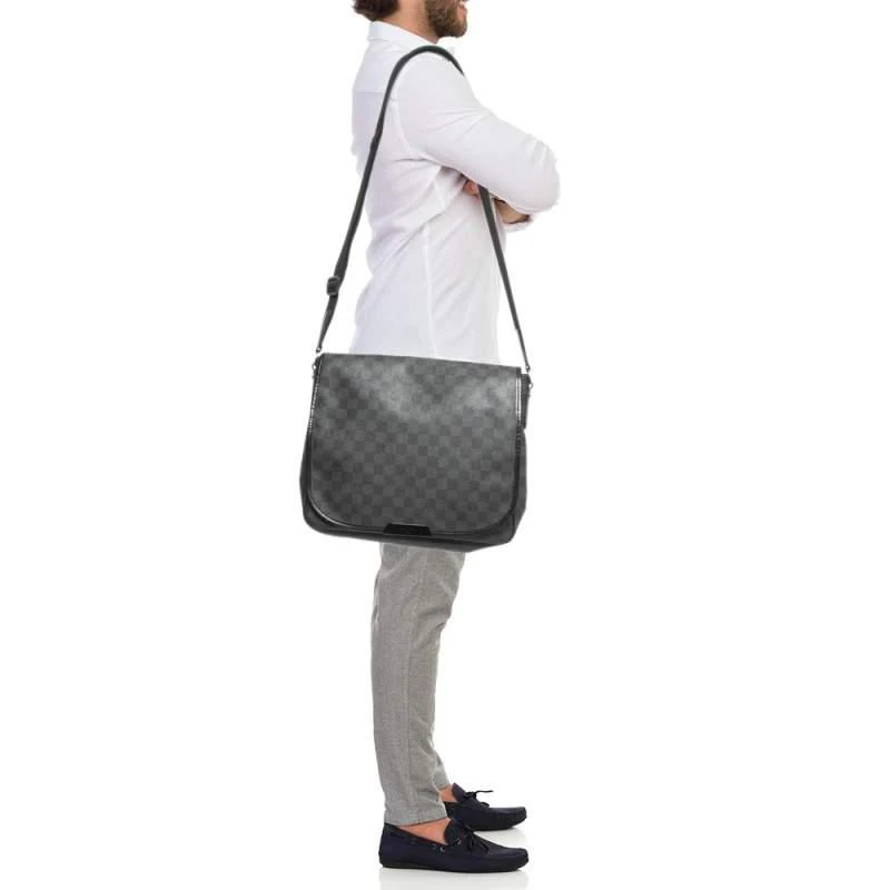 商品[二手商品] Louis Vuitton|Louis Vuitton Black Damier Infini Calypso Messenger GM Bag,价格¥7375,第2张图片详细描述