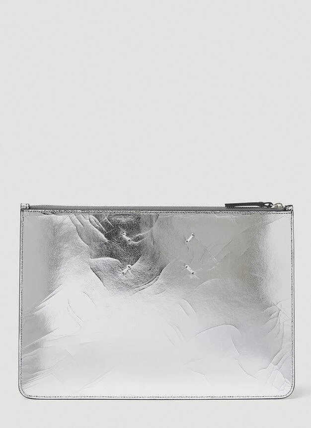 商品MAISON MARGIELA|Four Stitch Metallic Pouch in Silver,价格¥3445,第3张图片详细描述