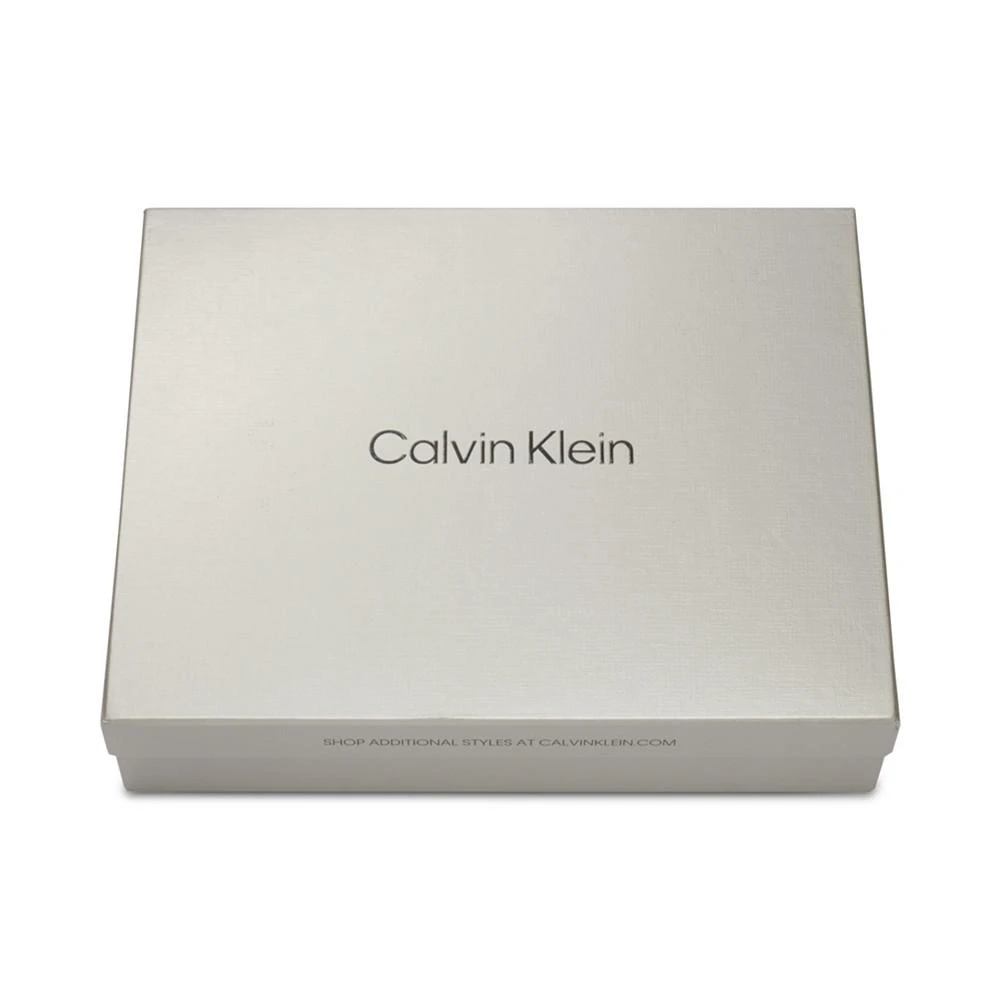 商品Calvin Klein|Women's Pom Pom Beanie & Scarf Boxed Gift Set,价格¥429,第4张图片详细描述