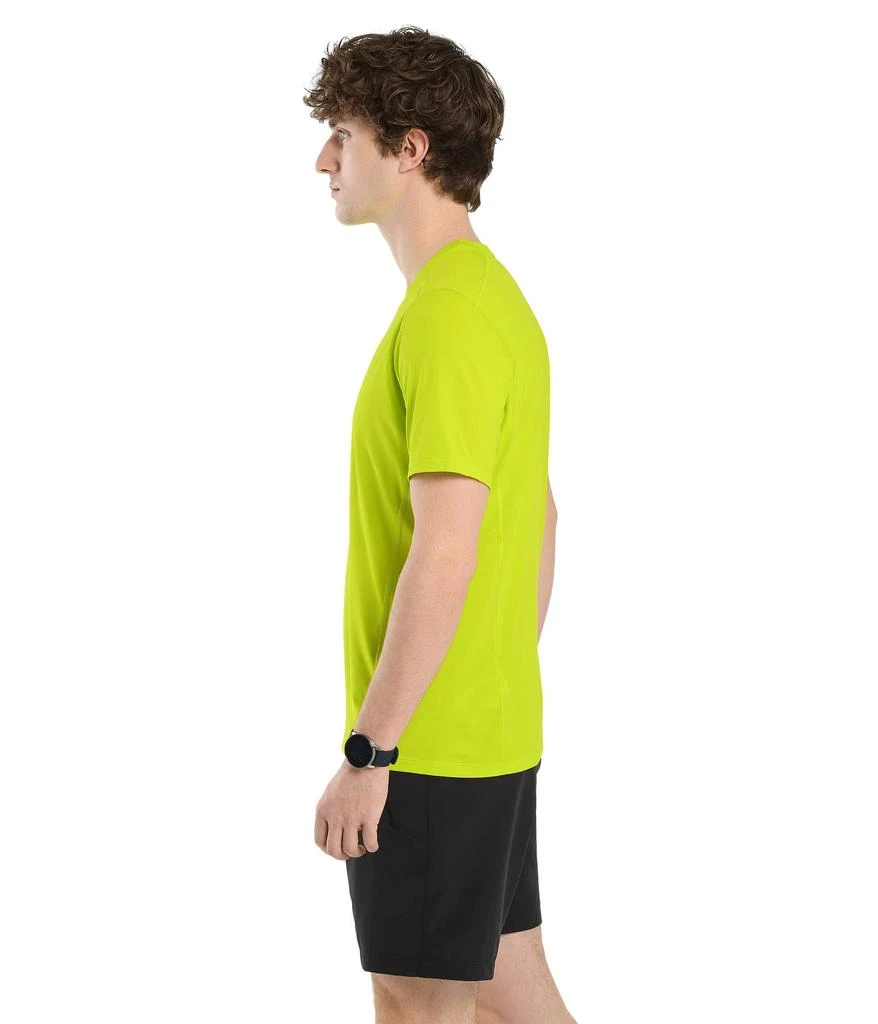 商品Arc'teryx|Arc'teryx Motus Crew Neck Shirt SS Men's | Lightweight Exceptionally Moisture Wicking Short Sleeve Training Shirt,价格¥416,第3张图片详细描述