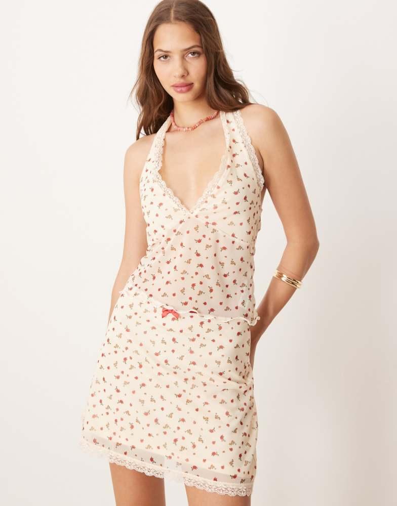 Shop Geranium Hi-Low Cocktail Dress on Sale at BeyondStyle  Get 70% Off  Geranium Hi-Low Cocktail Dress with Limited-Time Flash Deals, Exclusive  Discounts, and Special Offers. Enjoy Unbeatable Savings on Geranium Hi-Low