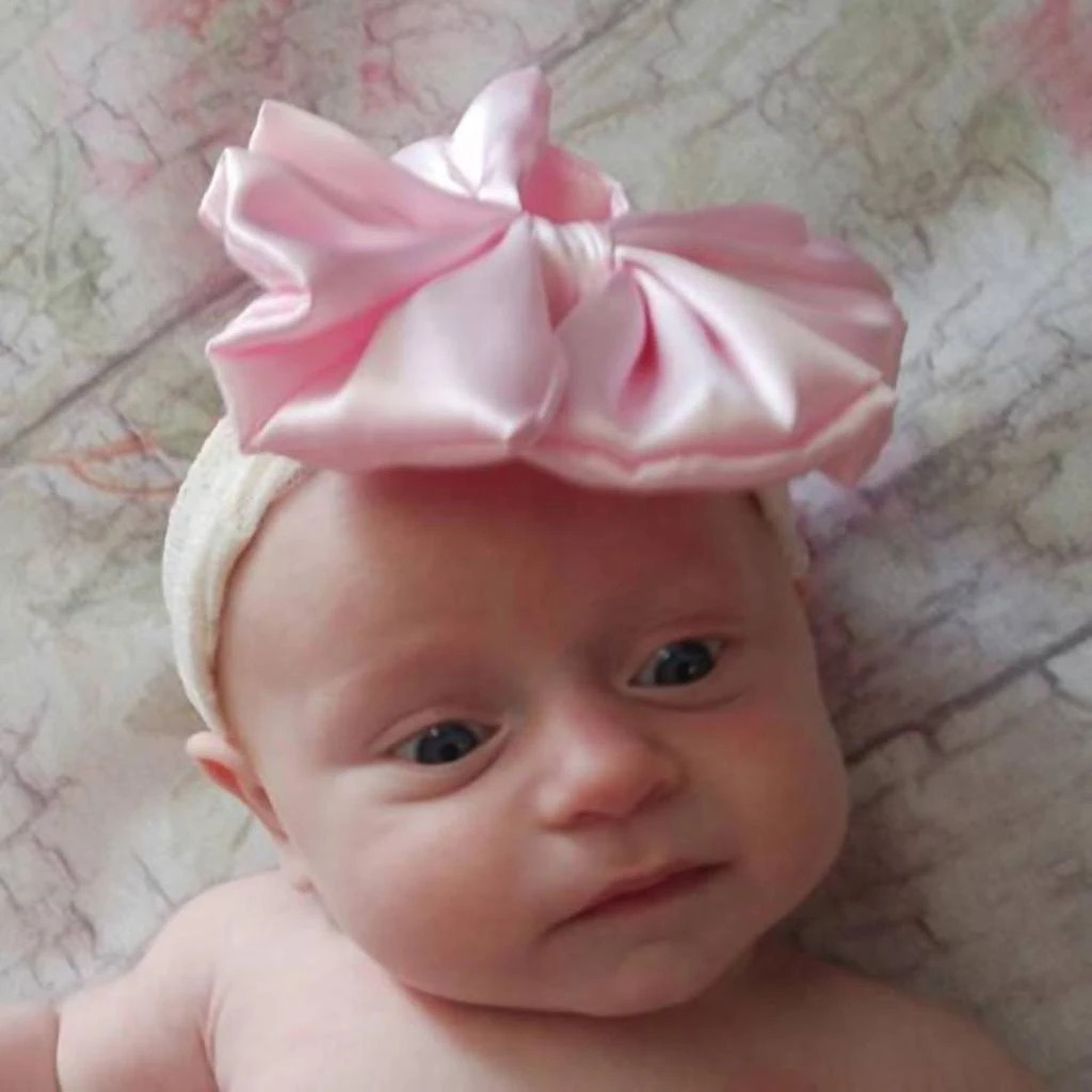 商品Cuddle Couture|Cuddle Couture - Baby Girls Vintage Lace And Satin Bow Headband,价格¥229,第2张图片详细描述