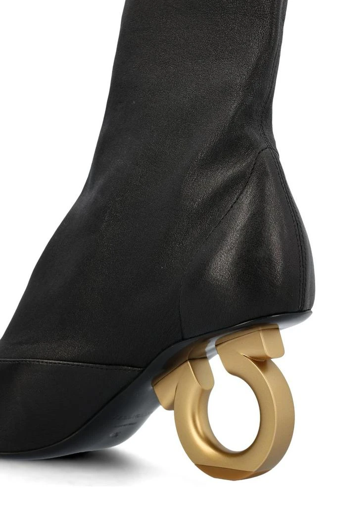 商品Salvatore Ferragamo|Salvatore Ferragamo Elina Sculpted-Heeled Ankle Boots,价格¥7517-¥9644,第4张图片详细描述