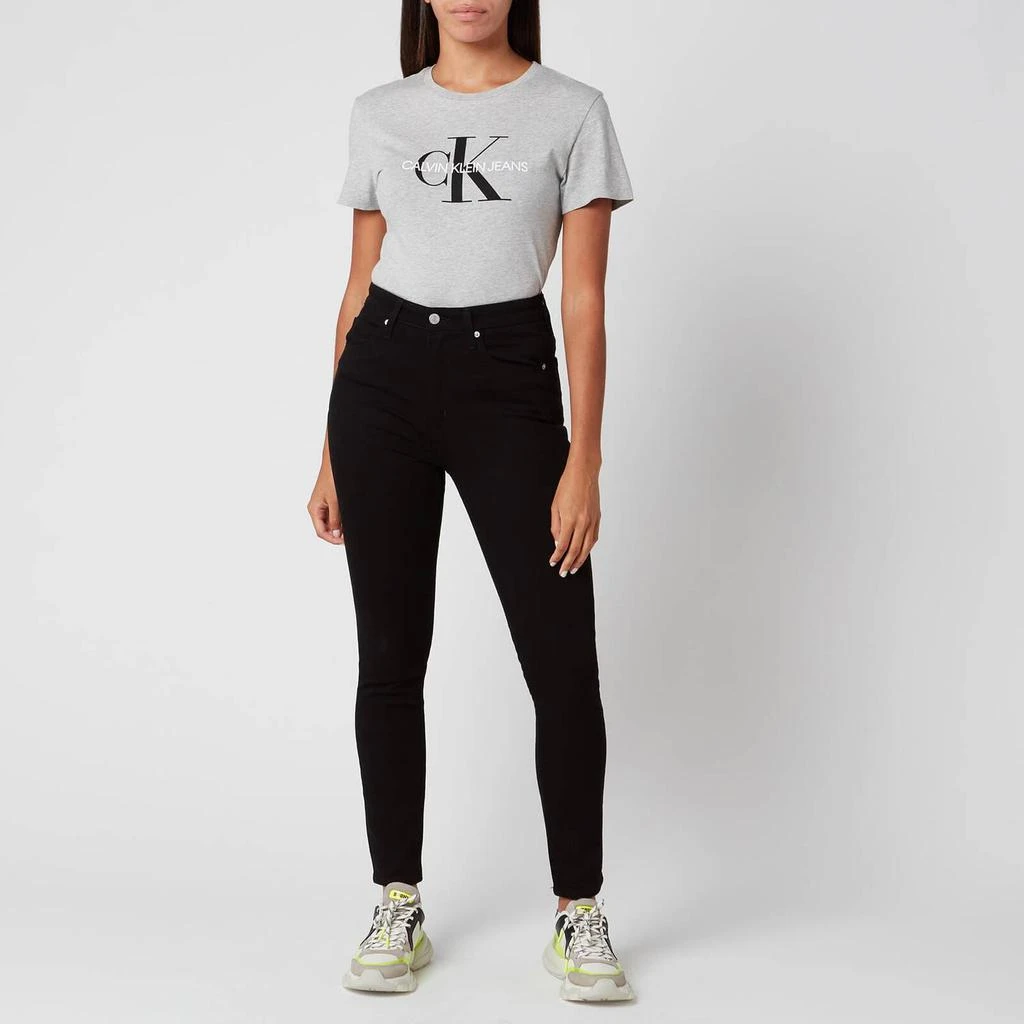 商品Calvin Klein|Calvin Klein Jeans Women's Core Monogram Logo Regular Fit T-Shirt - Light Grey Heather,价格¥133,第3张图片详细描述