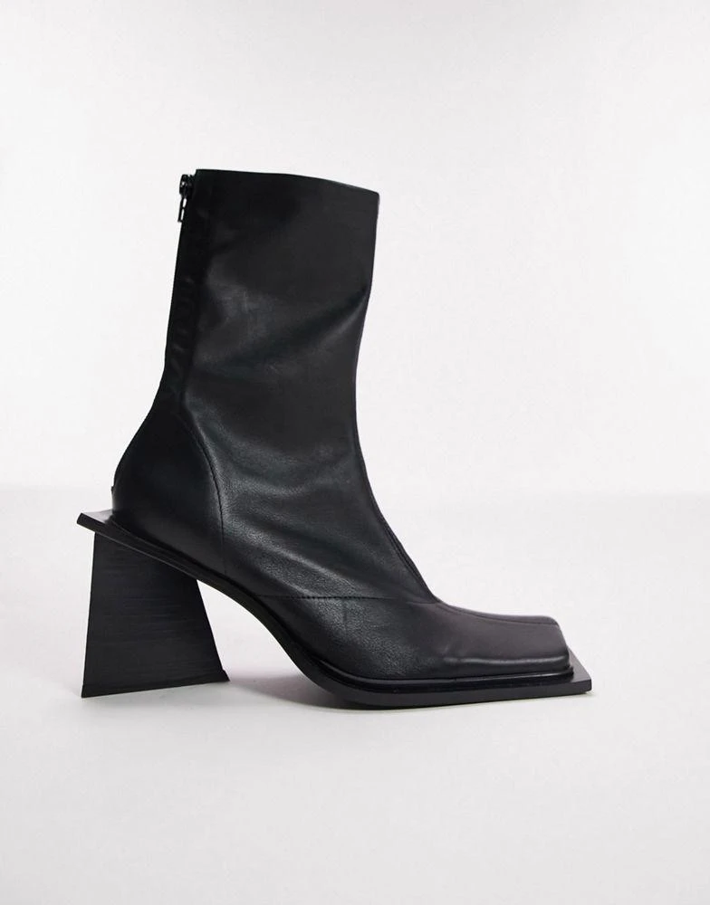 商品Topshop|Topshop Halo premium leather square toe heeled boot in black,价格¥516,第2张图片详细描述