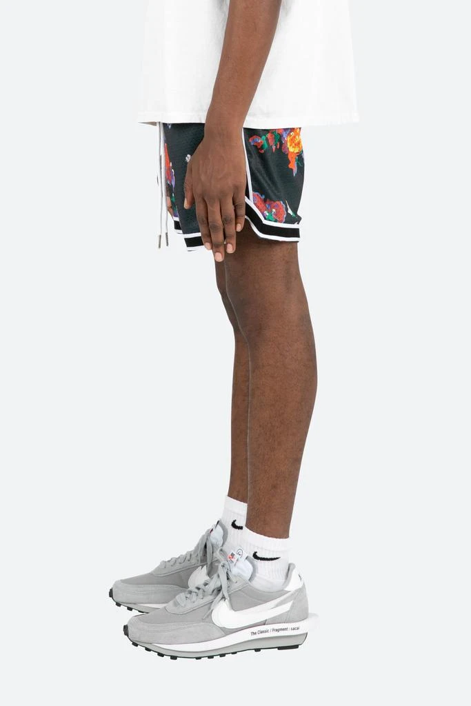 商品MNML|Floral Basketball Shorts - Black/White,价格¥136,第3张图片详细描述