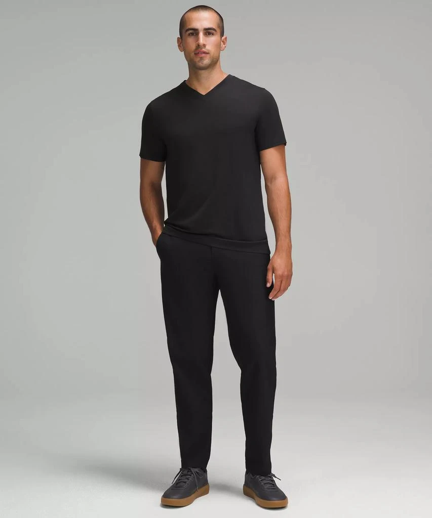 商品Lululemon|lululemon Fundamental V-Neck T-Shirt,价格¥417,第2张图片详细描述