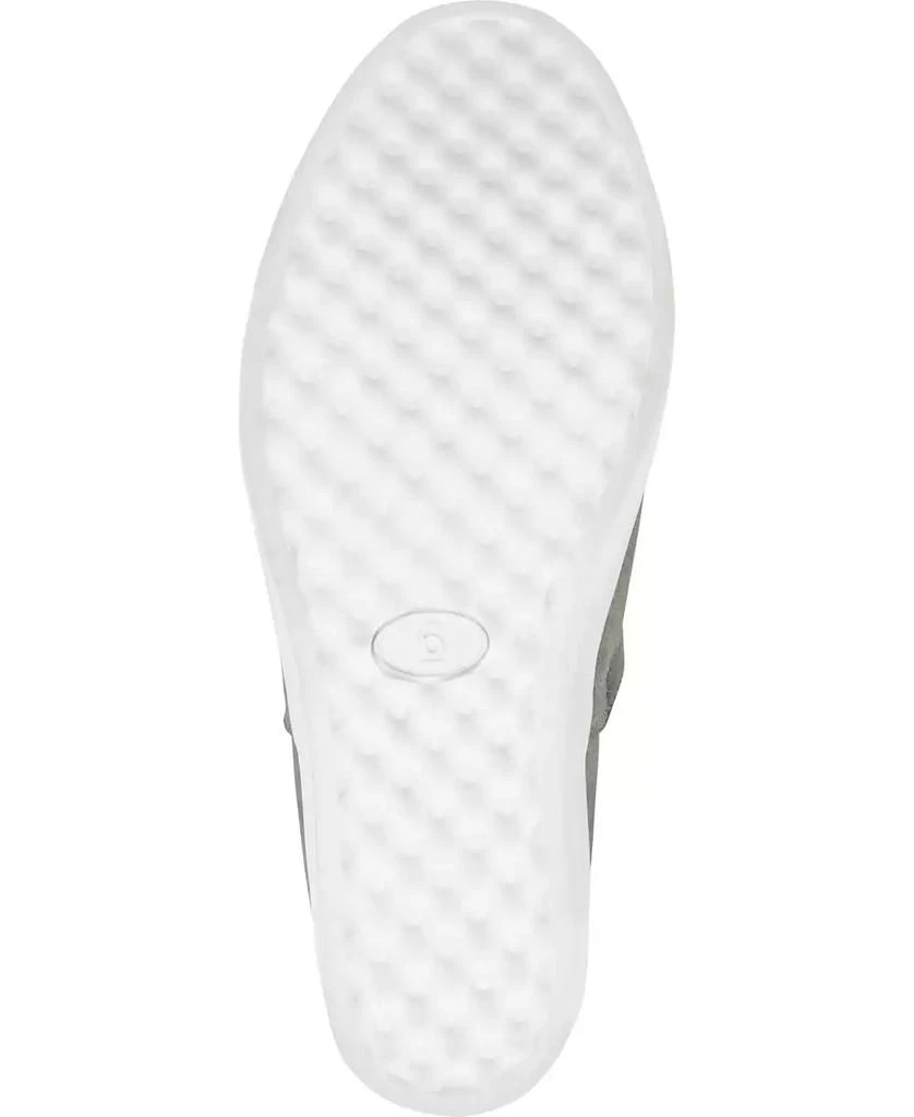 商品Journee Collection|Women's Cardi Cut-Out Platform Wedge Sneakers,价格¥251,第4张图片详细描述