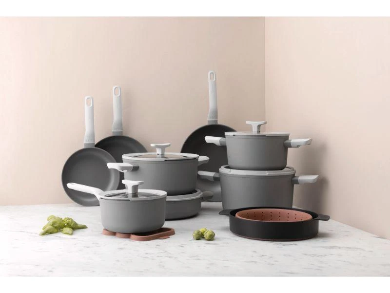 商品BergHOFF|BergHOFF Leo 8" Non-Stick Covered Casserole, 3.3 Qt, Grey,价格¥712,第3张图片详细描述