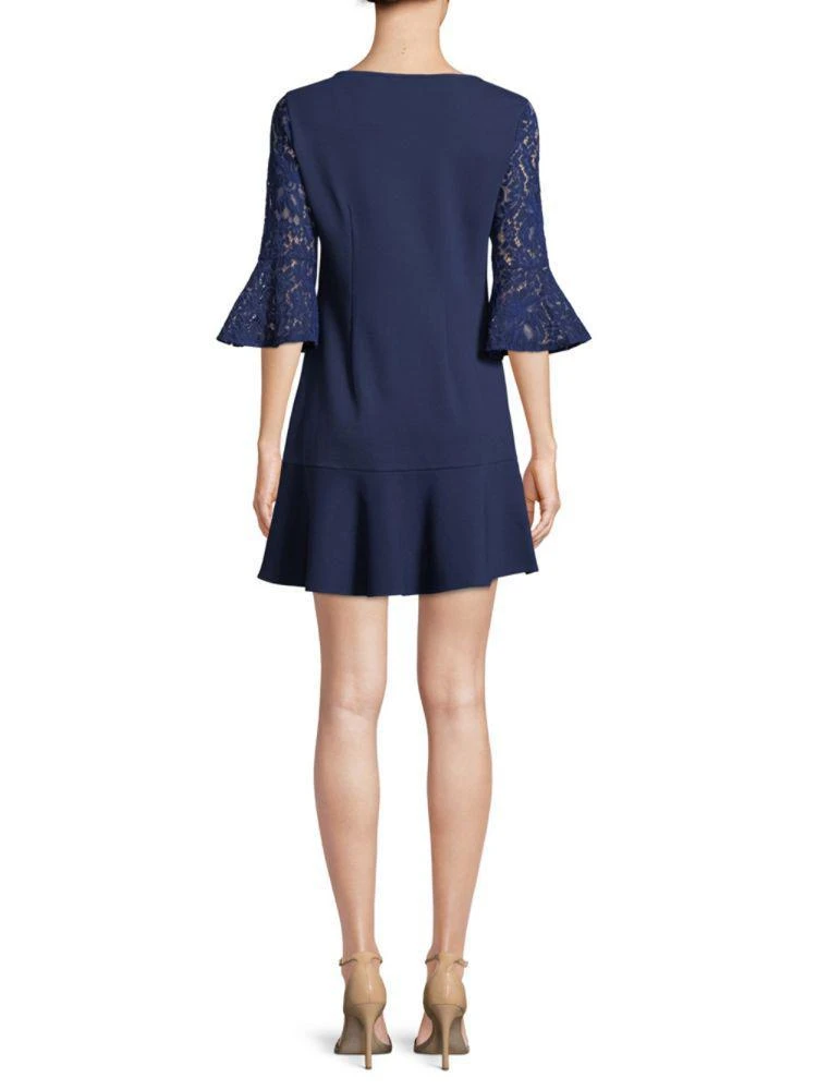 商品Laundry by Shelli Segal|Lace Bell-Sleeve Shift Dress,价格¥236,第2张图片详细描述