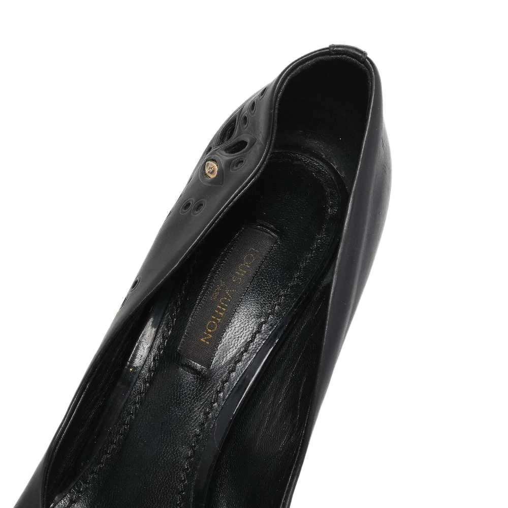 Louis Vuitton Black Laser Cut Leather Pointed Toe Pumps Size 36.5 商品