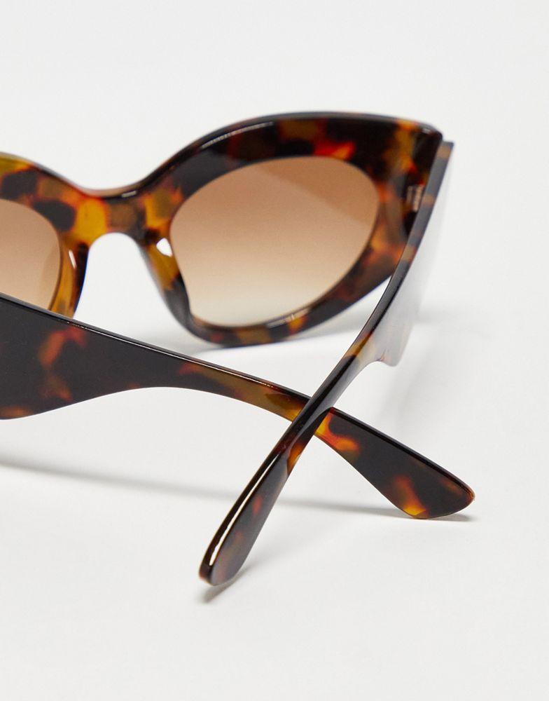 商品AJ Morgan|AJ Morgan thick frame cat eye sunglasses in tortoiseshell,价格¥82,第5张图片详细描述