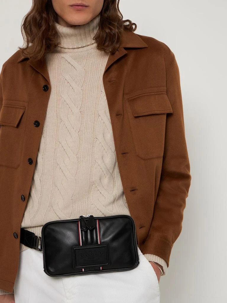 商品Bally|Anto Leather Camera Bag,价格¥5079,第2张图片详细描述