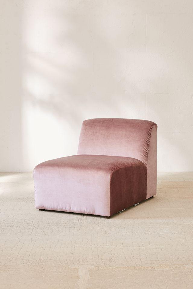 商品Urban Outfitters|Modular Velvet Sofa,价格¥3505-¥4785,第6张图片详细描述