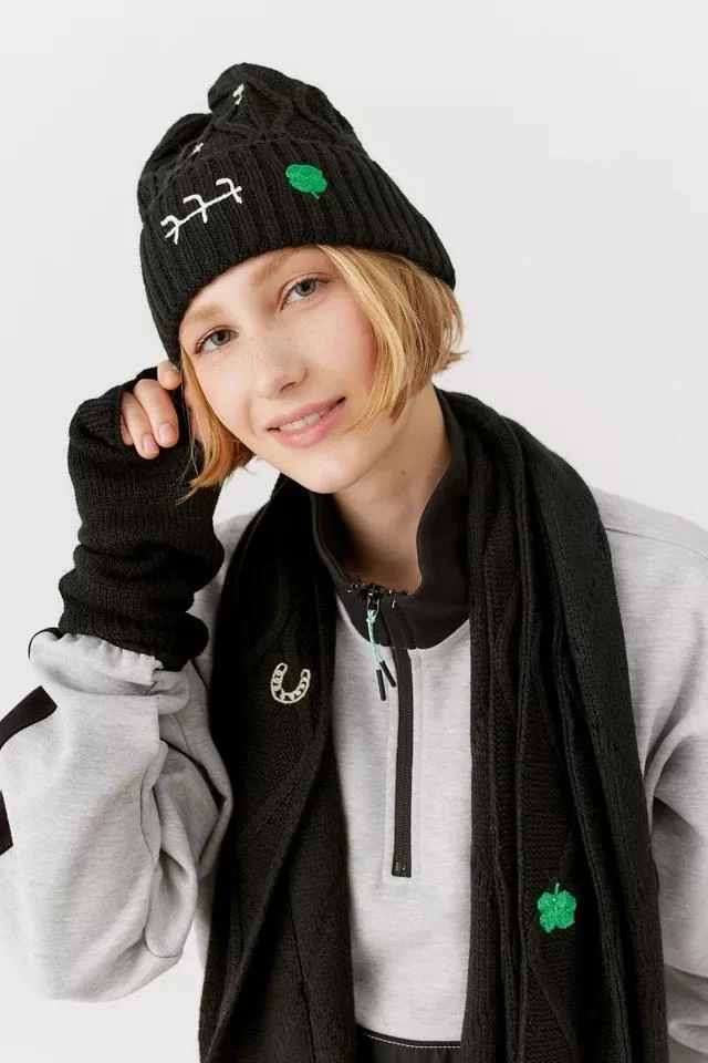 商品Urban Outfitters|Bella Embroidered Beanie,价格¥15,第1张图片