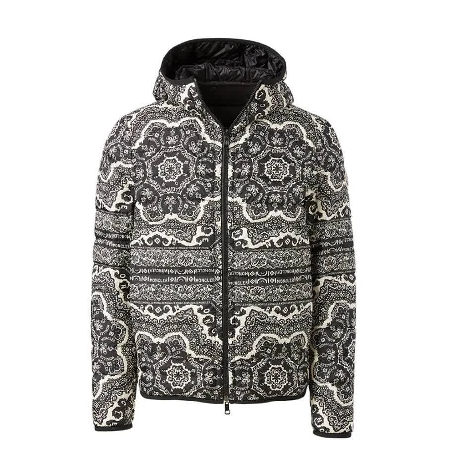 商品Moncler|Bandana Print Longue Saison Reversible Zois Jacket,价格¥6866,第1张图片