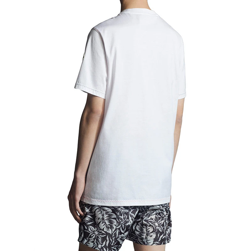 商品Moncler|【预售3-7天】Moncler/蒙克莱 22年秋冬新款 男士光学白色棉质混纺饰胸袋短袖T恤H10918C000458390Y001,价格¥20875,第6张图片详细描述