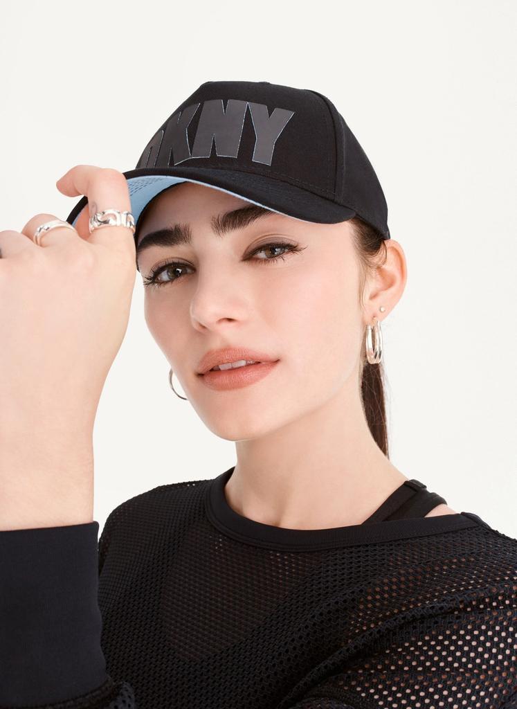 商品DKNY|Shadow Logo Hat,价格¥217,第4张图片详细描述
