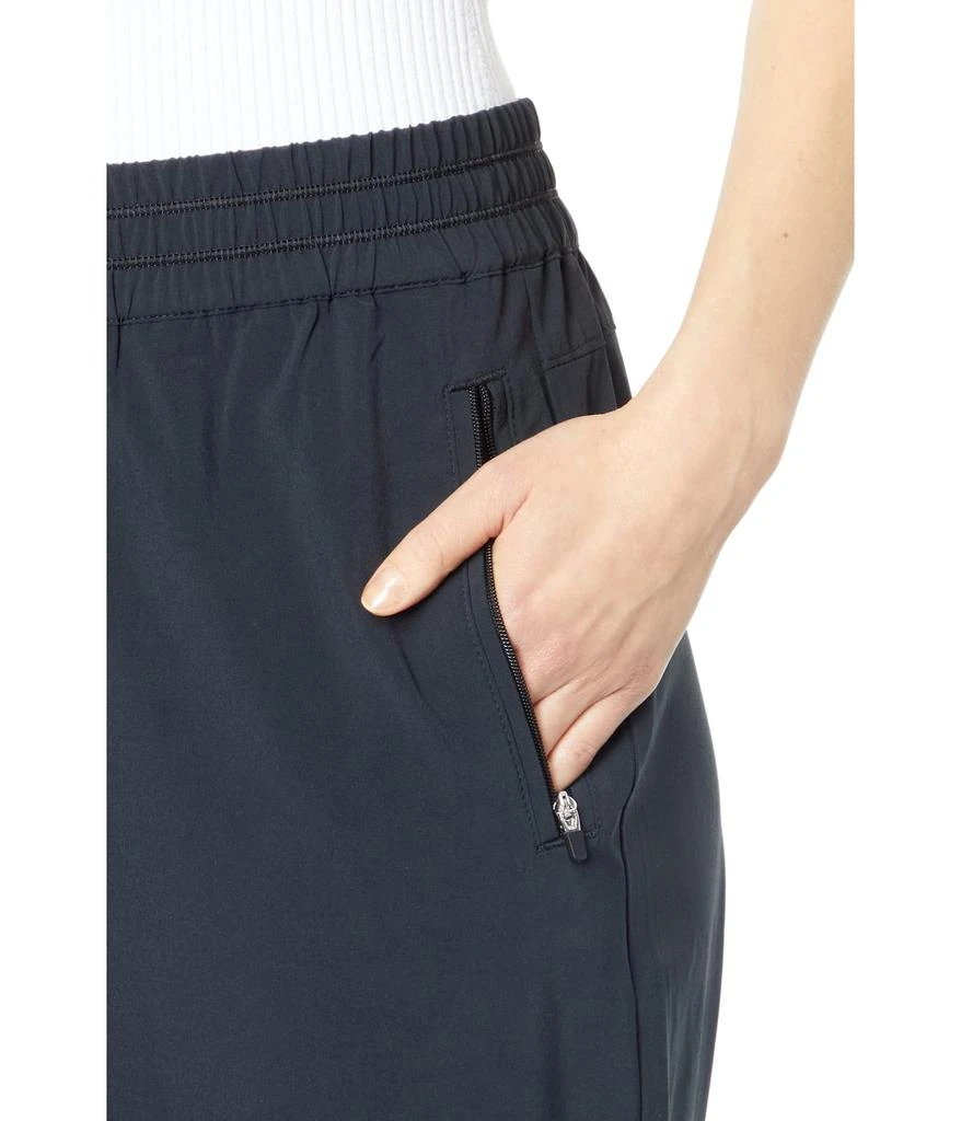 商品Tommy Bahama|Alicia Islandzone Joggers,价格¥618,第3张图片详细描述