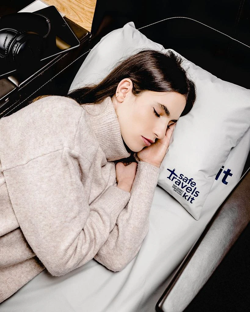 商品Safe Travels Kit|Luxury Travel Airplane Seat Cover & Pillow Case Set,价格¥329,第1张图片