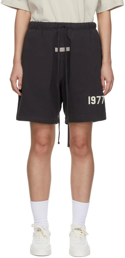 商品Essentials|Black Fleece Shorts,价格¥550,第1张图片