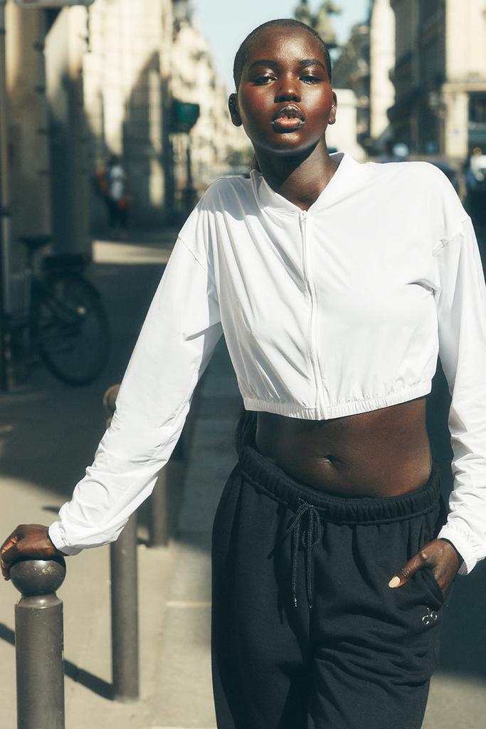 Alo Cropped Breezy Full-Zip Cover Up - Black - Shirts - Free